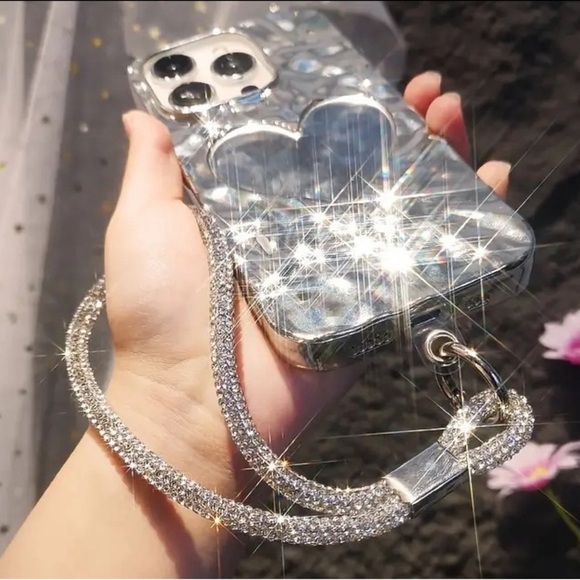 Phone Wristlet,Bracelet,Charm - Picture 1 of 3